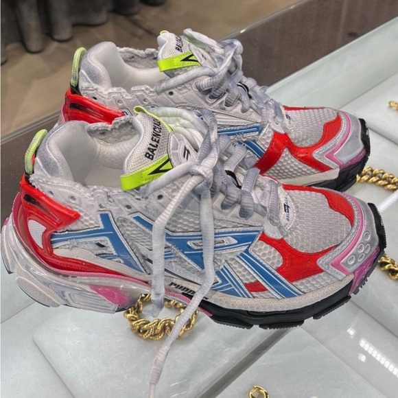 😻BALENCIAGA (AUTHENTIC) 🫶🏾SNEAKERS - Picture 6 of 6